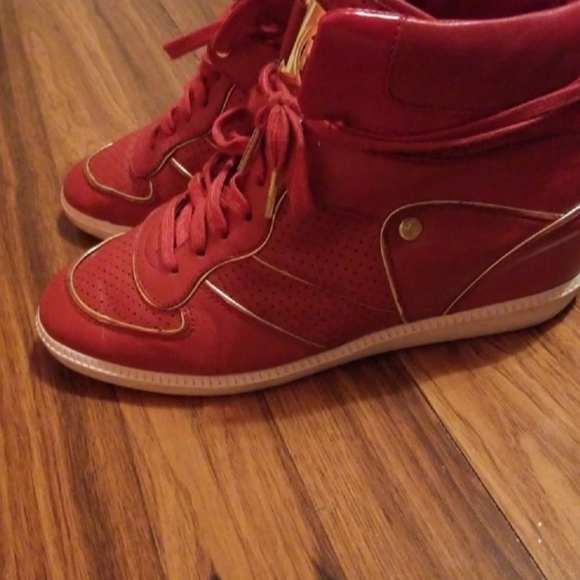 Michael Kors red wedge sneakers - Picture 3 of 3